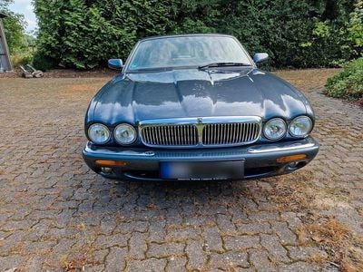 Occasion Jaguar XJ8 Sovereign 284 ch (208 kW) 1998 Gris Berline