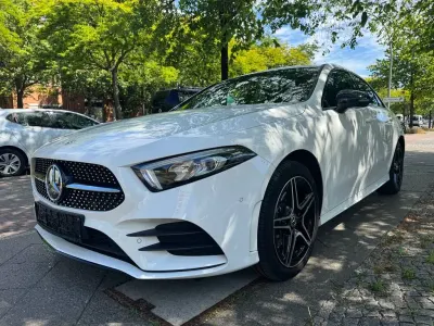 Gebraucht Mercedes A250 AMG line 160 PS (117 kW) 2023 Polarweiss Limousine