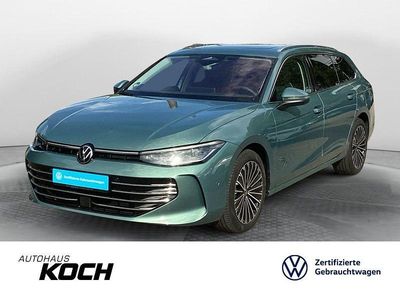 Maripositgrün metallic Gebraucht 2025 VW Passat Elegance Kombi | 43.995 € (Teuer)