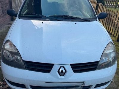 Gebraucht Renault Clio II Campus 58 PS (42 kW) 2009 Weiß Limousine