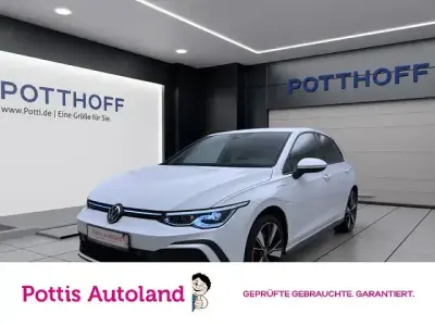 Gebraucht VW Golf VII GTE 204 PS (150 kW) 2021 Weiss Kleinwagen