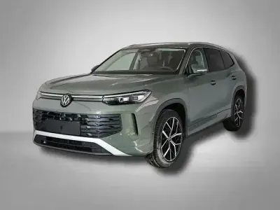 Gebraucht VW Tayron Life 150 PS (110 kW) 2025 Grün SUV