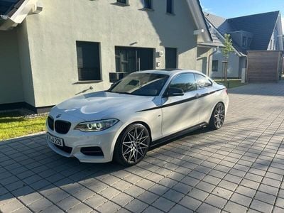 BMW M235