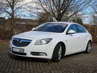 Gebraucht Opel Insignia Sport 179 PS (131 kW) 2009 Weiß Limousine