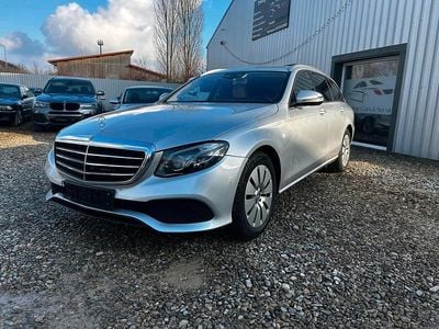 Gebraucht Mercedes E220 194 PS (142 kW) 2017 Silber Kombi
