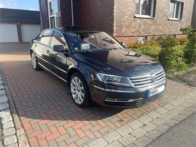VW Phaeton