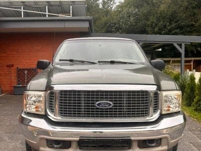 Grün Gebraucht 2000 Ford Excursion SUV | 17.500 €