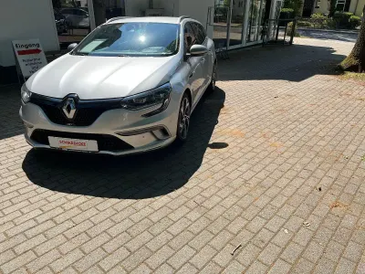 Używany Renault Mégane GrandTour GT 205 KM (150 kW) 2018 Szary Kombi
