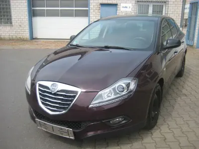 Gebraucht Lancia Delta 120 PS (88 kW) 2012 Kleinwagen