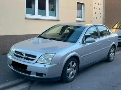 Gebraucht Opel Vectra 147 PS (108 kW) 2004 Silber Limousine