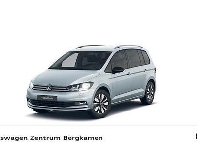 Gebraucht VW Touran Goal 122 PS (89 kW) 2025 Silber Van / Kleinbus