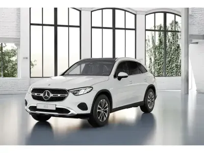 Gebraucht Mercedes GLC220 AMG 197 PS (144 kW) 2023 Polarwei uni SUV
