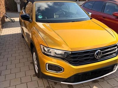 Gebraucht VW T-Roc Cabriolet Style 150 PS (110 kW) 2021 Gold Cabrio