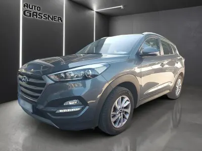 Gebraucht Hyundai Tucson Trend 132 PS (97 kW) 2017 Grau SUV