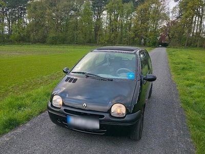 Second-hand Renault Twingo 60 CP (44 kW) 2002 Negru Hatchback