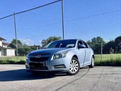 Gebraucht Chevrolet Cruze 113 PS (83 kW) 2010 Limousine