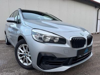 Gebraucht BMW 216 Active Tourer Performance 116 PS (85 kW) 2018 Silber Van / Kleinbus