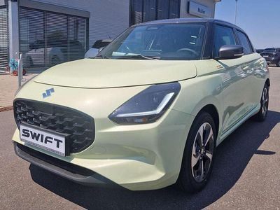 Cool yellow/mineral gray Gebraucht 2025 Suzuki Swift Comfort+ Kleinwagen | 20.710 € (Teuer)