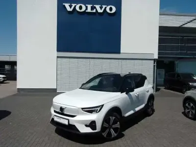 Gebraucht Volvo XC40 Plus 169 kW (231 PS) 2023 Weiß SUV