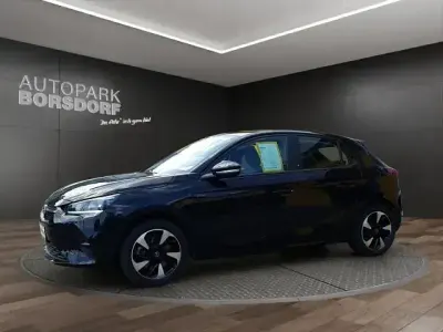 Używany Opel Corsa-e Edition 100 kW (136 KM) 2023 Czarny Hatchback
