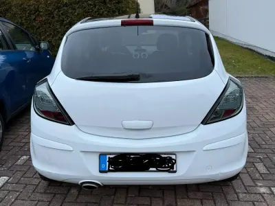 Używany Opel Corsa 88 KM (64 kW) 2010 Biały Hatchback