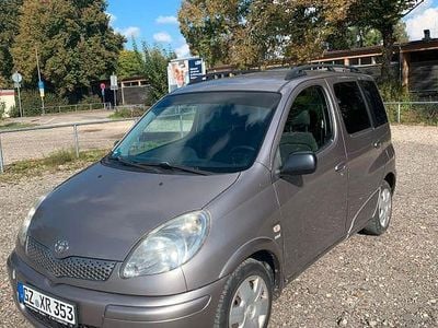 Toyota Yaris Verso