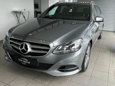Gebraucht Mercedes E200 136 PS (100 kW) 2014 Grau Limousine