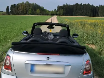 Usata Mini Cooper Cabriolet 98 CV (72 kW) 2010 Argento Cabrio