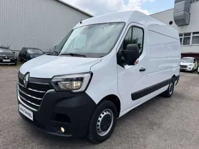 Gebraucht Renault Master Komfort 150 PS (110 kW) 2023 Weiß Van / Kleinbus