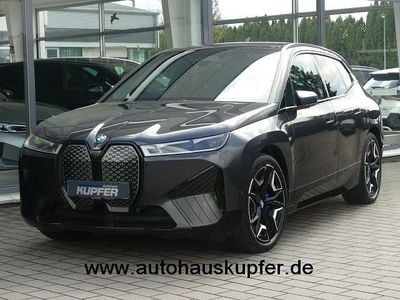 Gebraucht BMW iX Sport Line 384 kW (523 PS) 2023 Sophistograu SUV
