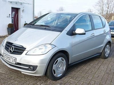 Gebraucht Mercedes A160 95 PS (69 kW) 2012 Silber Limousine