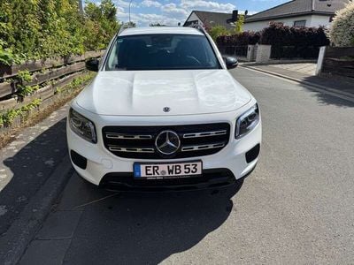 Mercedes GLB200