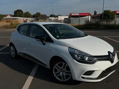 Gebraucht Renault Clio IV LIMITED 76 PS (55 kW) 2017 Weiß Limousine