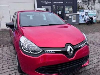 Gebraucht Renault Clio IV LIMITED 90 PS (66 kW) 2016 Rot Limousine