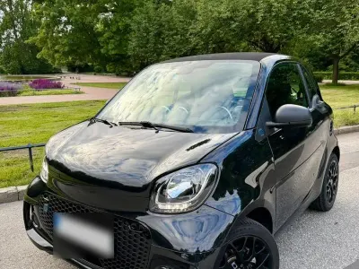 Gebraucht Smart ForTwo Coupé 60 kW (82 PS) 2020 Schwarz Coupé