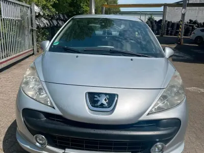 Gebraucht Peugeot 206 95 PS (69 kW) 2009 Grau Coupé