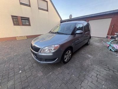 Gebraucht Skoda Roomster Elegance 86 PS (63 kW) 2012 Grau Van / Kleinbus