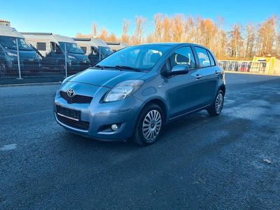Gebraucht Toyota Yaris Life 101 PS (74 kW) 2010 Blau Kleinwagen