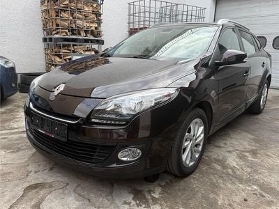 Gebraucht Renault Mégane GrandTour 132 PS (97 kW) 2013 Braun Kombi