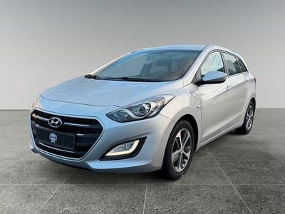 Gebraucht Hyundai i30 135 PS (99 kW) 2016 Silber Kombi