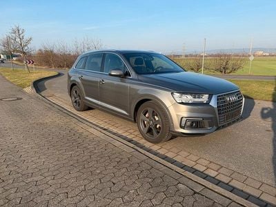 Gebraucht 2016 Audi e-tron SUV | 16.999 €