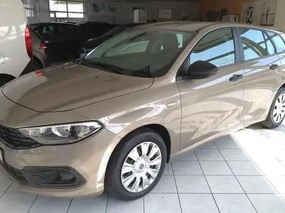 Usata Fiat Tipo 101 CV (74 kW) 2021 Beige Station wagon