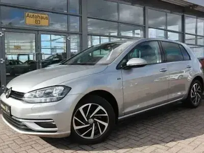 Gebraucht VW Golf VII Join 150 PS (110 kW) 2019 Silber Limousine
