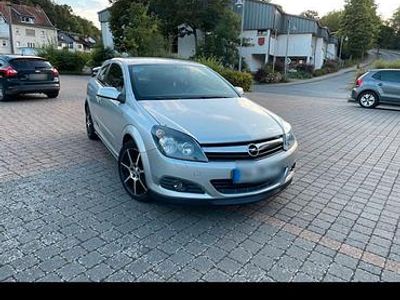 Gebraucht Opel Astra GTC 105 PS (77 kW) 2006 Silber Coupé