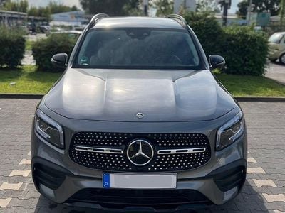 Mercedes GLB250
