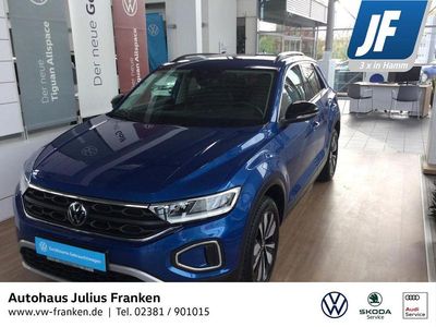 Second-hand VW T-Roc Life 116 CP (85 kW) 2024 Albastru SUV