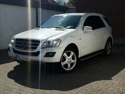 Gebraucht Mercedes ML300 190 PS (139 kW) 2010 Weiß SUV