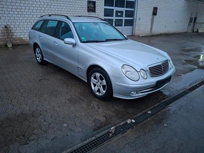 Usata Mercedes E320 170 CV (125 kW) 2004 Argento Station wagon