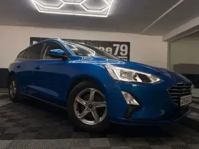 Gebraucht Ford Focus 125 PS (91 kW) 2018 Blau Kombi