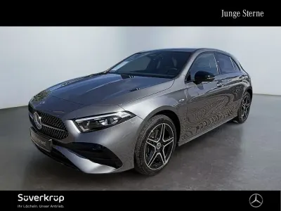 Używany Mercedes A250 Premium 218 KM (160 kW) 2025 Szary Sedan/Limuzyna